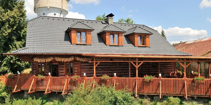 Zima nebo jaro s polopenzí v tradiční roubence ve východních Čechách
