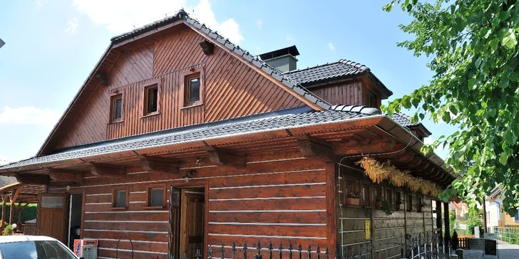 Zima nebo jaro s polopenzí v tradiční roubence ve východních Čechách