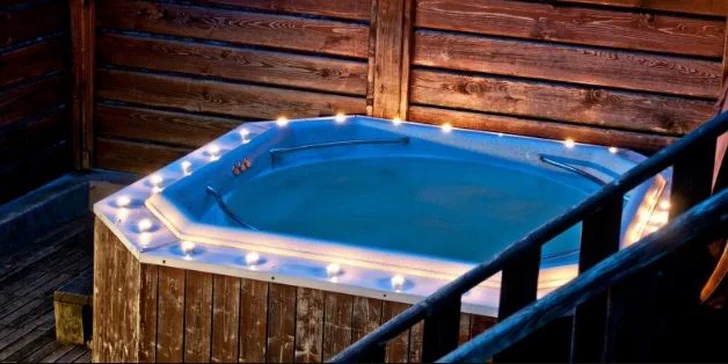 Do Beskyd na 3 až 5 dní: relaxace ve vířivce, jízdy na koních a snídaně