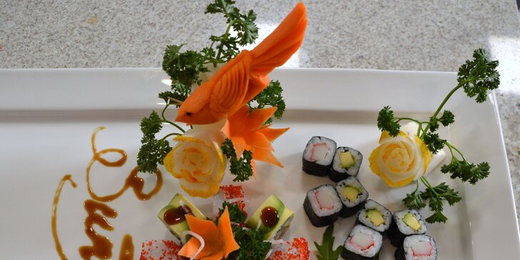 Sushi sety s 22 či 32 kousky: zdravá pochoutka s lososem, tuňákem i krevetou