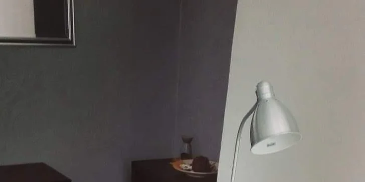 Odpočinek v centru Brna: masáž horních a dolních končetin nebo masáž zad a šíje vč. baňkování