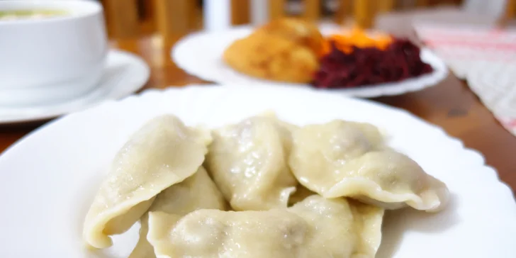 Otevřený voucher v hodnotě 400 Kč do ukrajinsko-ruské restaurace