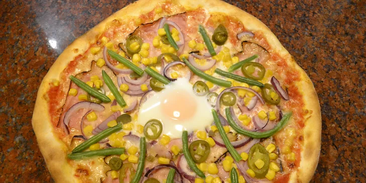 Výběr z jídelního lístku pizzerie: těstoviny, rizoto i pizza pro 1 nebo pro 2