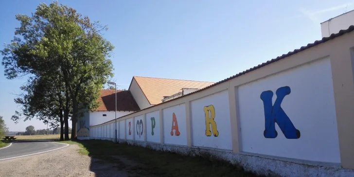Celodenní vstup do zooparku pro dítě a dospělého: emu, klokan i nandu pampový