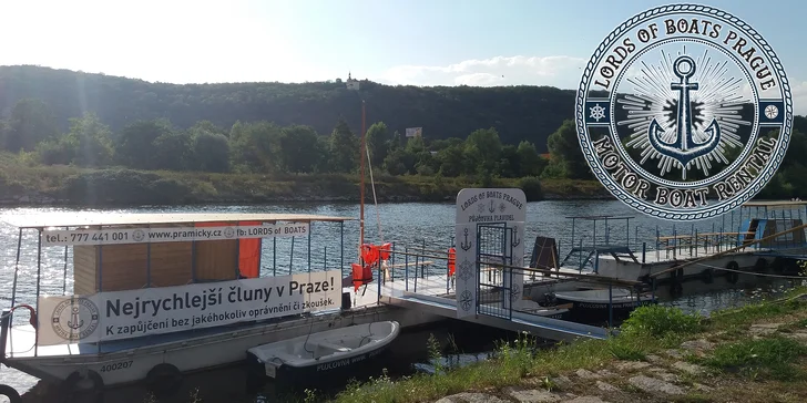 Praha z hladiny řeky: pronájem motorové lodi na Vltavě na 60–90 minut