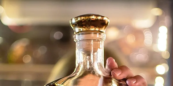 Tatarský biftek z hovězího masa Chuck tender: klasicky či po belgicku a topinky nebo bagetky