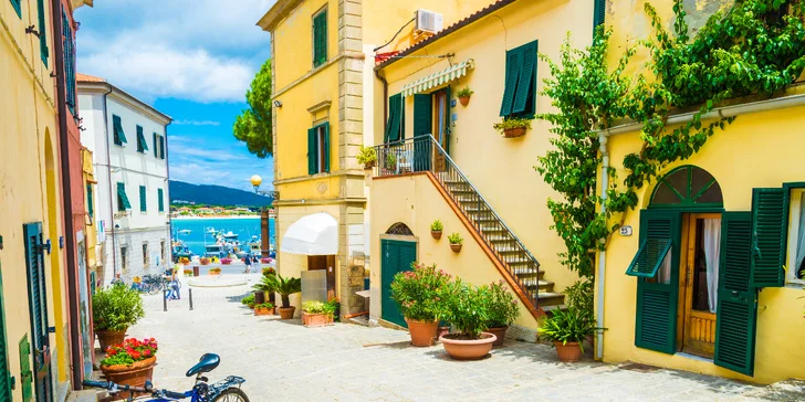 4 noci na ostrově Elba: koupání v moři, výlety, autokar a 4* hotel s polopenzí