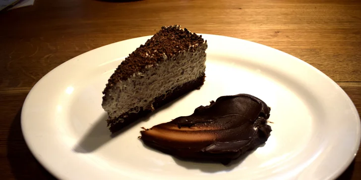 Vegetariánské menu pro 2: předkrm, hlavní chod i dezert podle výběru