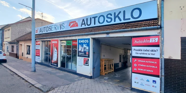 Zdarma provedou i rychlou servisní prohlídku vozu. 