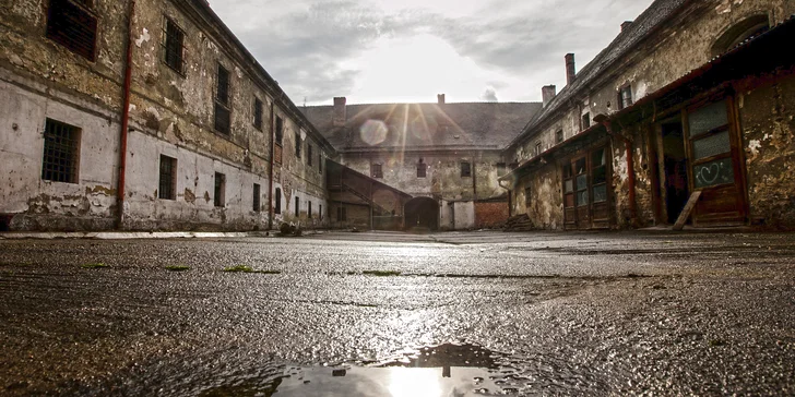Exkurze na Cejlu: Prohlédněte si bývalou věznici gestapa a komunistů