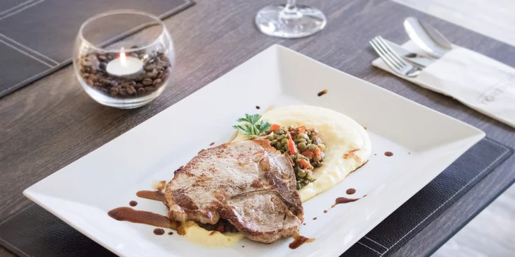 Gurmánsko-kulturní večer: tříchodové menu a Divadlo pod Palmovkou