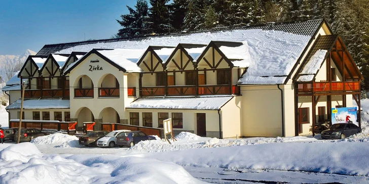 Dovolenka na Liptove v rodinnom penzióne Zivka so skipasmi alebo neobmedzeným wellness