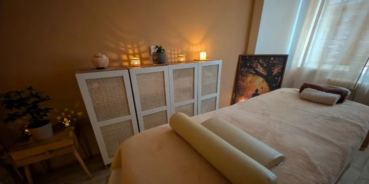 Olejovou masáž ocení nejen ti, kteří trpí na časté otoky končetin a pocit těžkých nohou.