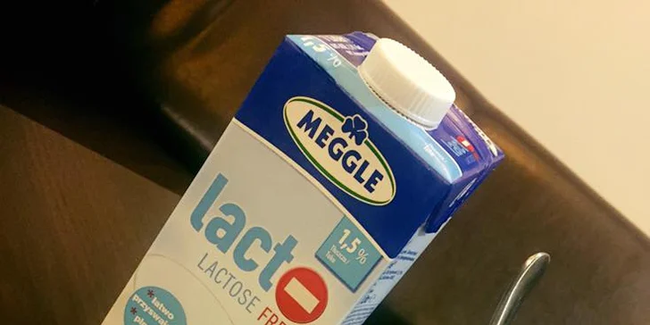 Doplňte energii v Cafe In: káva či čaj a jablečný závin pro 1 či 2