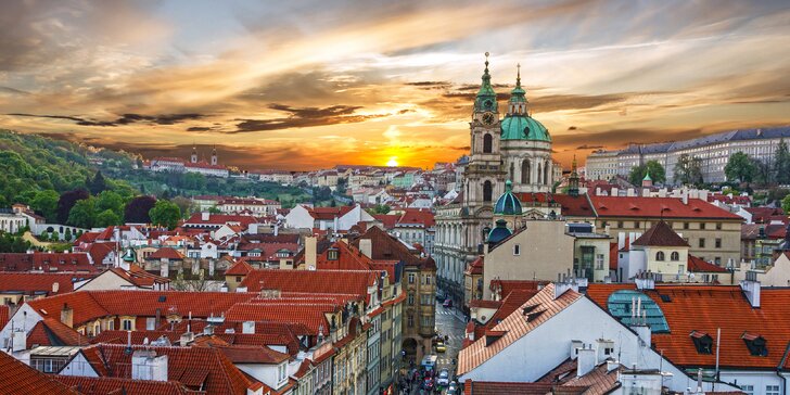 Romantický pobyt v Praze: pohoda v luxusní vile i s bazénem a vířivkou