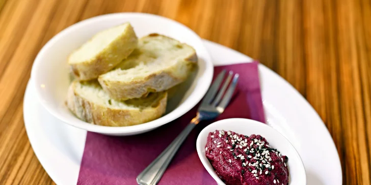 Bezmasá pochoutka: vegetariánské menu podle výběru pro dva