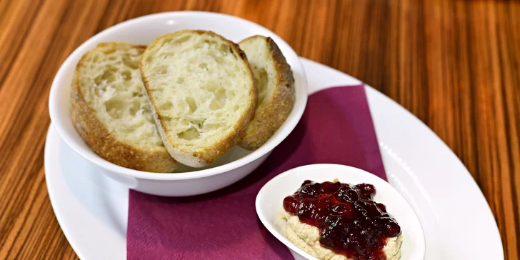 Bezmasá pochoutka: vegetariánské menu podle výběru pro dva