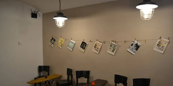 Tapas podle výběru a prosecco nebo nealko pro dva v baru Ježkovy voči