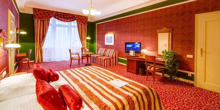 5* Imperial ve Varech: lázeňský pobyt se státním příspěvkem, procedury, snídaně či polopenze, wellness