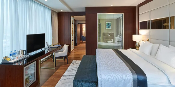 Záloha na bezbolestnou transplantaci vlasů v Istanbulu vč. cesty a hotelu