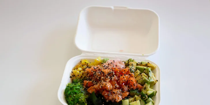Havajské poke bowl s rybou, krevetami nebo vegetariánské + rozvoz po Praze