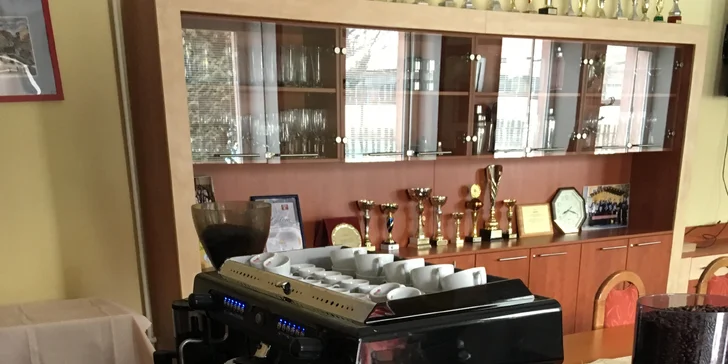 Baristický kurz: jak na espresso doma a skvělý latte art v kavárně