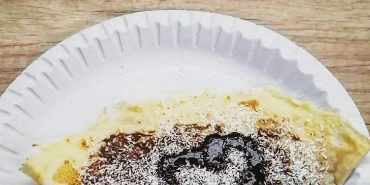 Káva dle vlastního výběru a palačinka s nutellou nebo ovocem