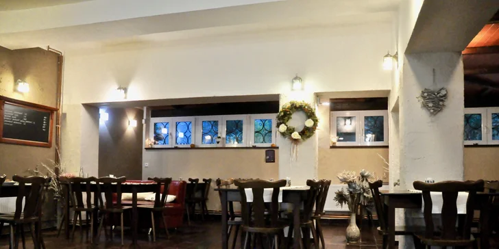 Degustační menu pro dva: lososový tatarák, candát nebo grilovaná kotleta