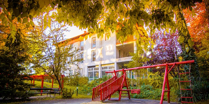 Pobyt ve 4* hotelu jen 150 m od Balatonu: neomezený wellness a polopenze