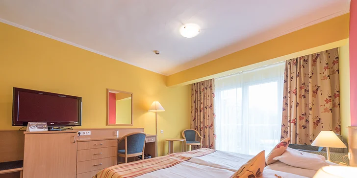 Pobyt ve 4* hotelu jen 150 m od Balatonu: neomezený wellness a polopenze