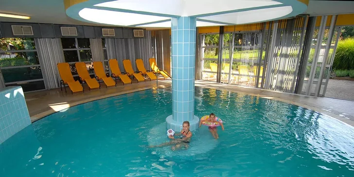 Pobyt ve 4* hotelu jen 150 m od Balatonu: neomezený wellness a polopenze