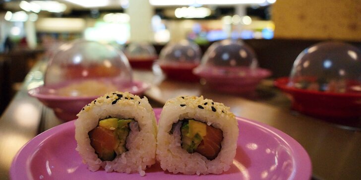 Ulovte si asijské speciality: 2 hodiny neomezené konzumace running sushi