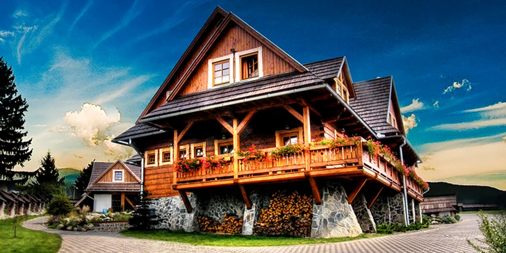 Dovolená v tradičním penzionu vč. polopenze, wellness i venkovních bazénů