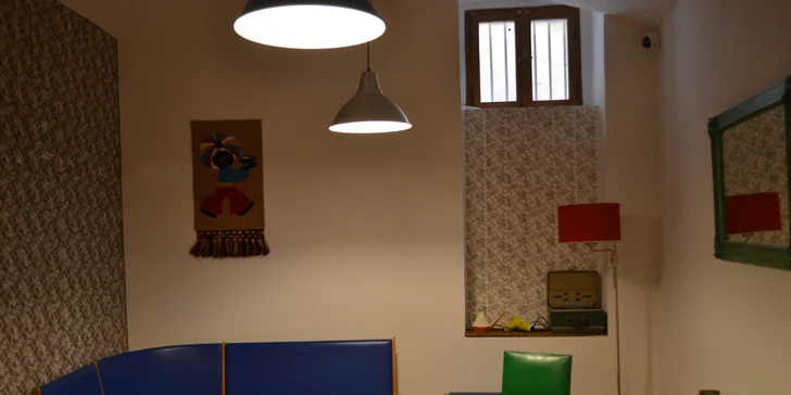 Tapas podle výběru a prosecco nebo nealko pro dva v baru Ježkovy voči