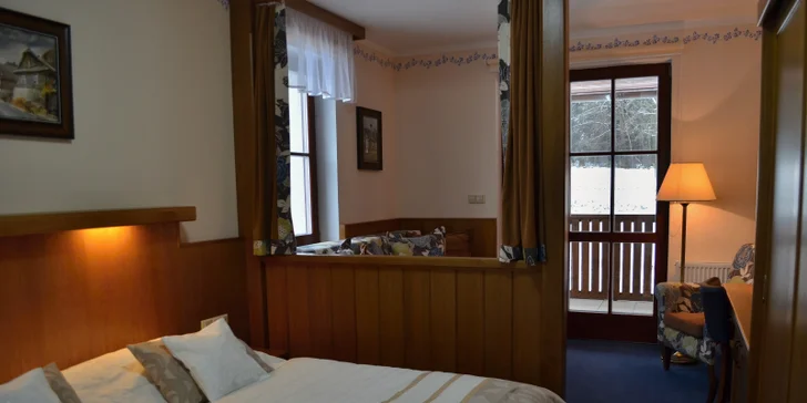 Hotel přímo pod Radhoštěm: snídaně, beskydská večeře a privátní wellness