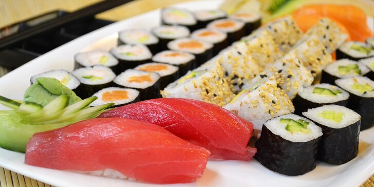 Sushi menu dle výběru: 20, 28, 36, nebo 38 kusů sushi