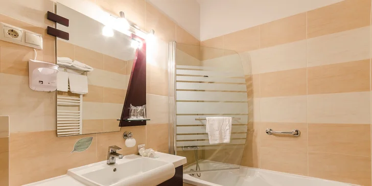 Relaxační wellness pobyt ve 4* hotelu 200 m od největších termálů v Evropě