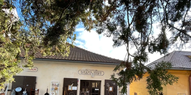 Aj obchodíky židovskej časti mesta ctia historické tradície.