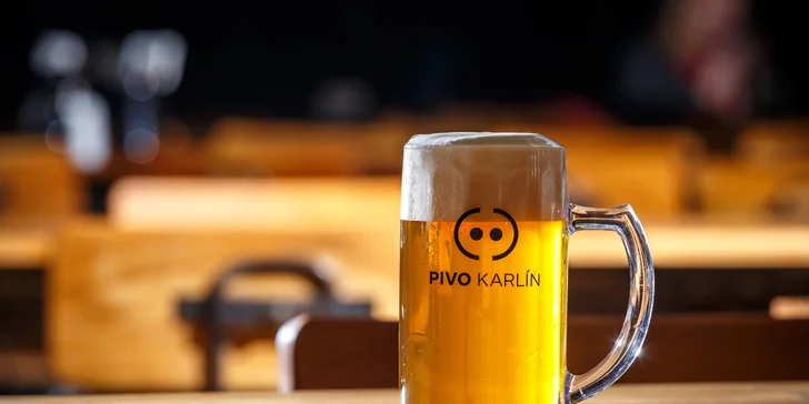 1 kg vepřových steaků z vyšlechtěných prasat a brambory grenaille pro 2 osoby