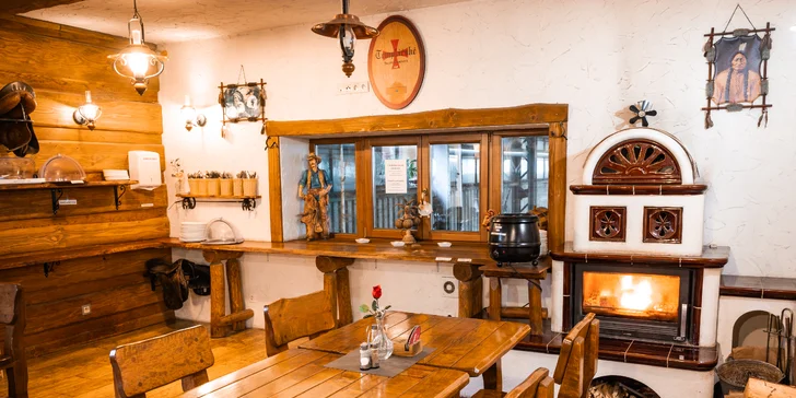 V restauraci i celém areálu mají doplňky vyladěné do detailu.