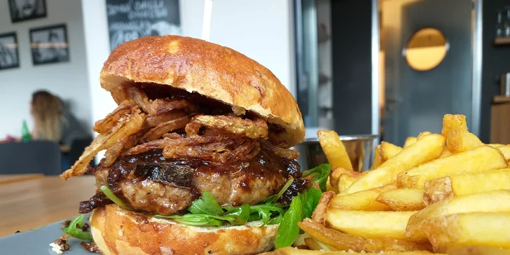 Otevřený voucher do restaurace Burger Berg v hodnotě 500 nebo 1000 Kč