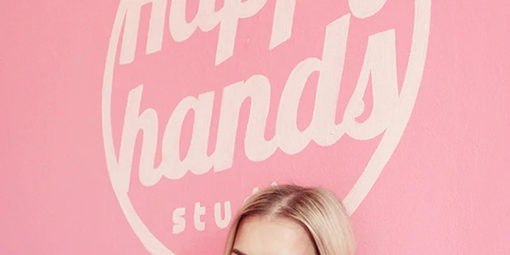 Manikúra, P-Shine či modeláž gelem v Happy Hands Studiu