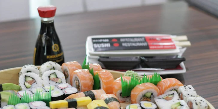 Sushi sety plné dobrot: 48 nebo 70 čerstvých kousků s lososem i avokádem