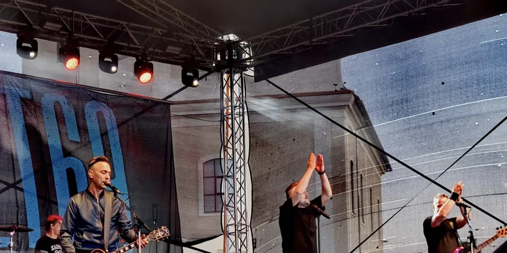 Během festivalu se vám představí vynikající místní vinařství, která s hrdostí nabídnou k ochutnání své největší tekuté klenoty.