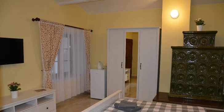 Silvestr s polopenzí pro 2 až 8 osob ve vinném sklepě v srdci Pálavy