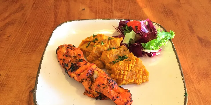 Masové nebo vegetariánské degustační menu v indické restauraci pro 2 osoby