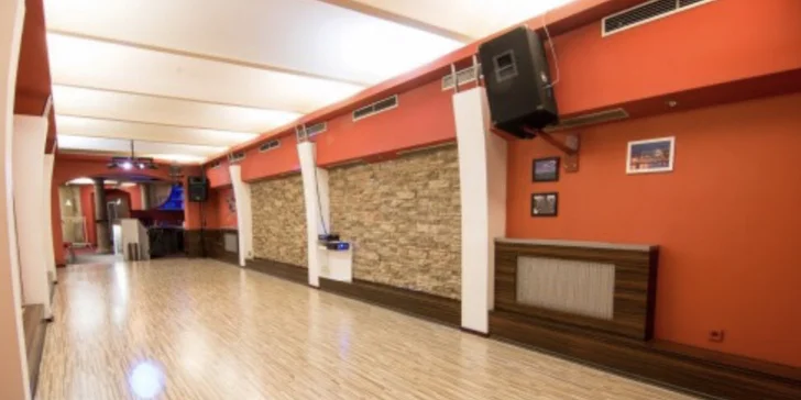 Staňte se hvězdou parketu: Kurz latinskoamerických tanců pro ženy