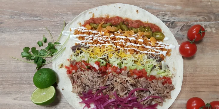 Skvělé jídlo: Extra pálivé mexické burrito carnitas caliente pro jednoho