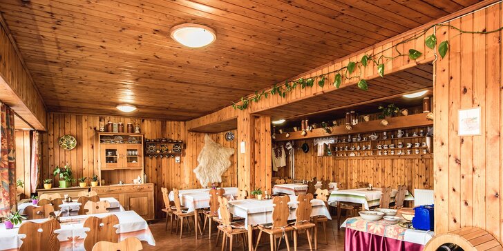 3–5 dní u Štrbského plesa se snídaní nebo polopenzí a vstupem do sauny