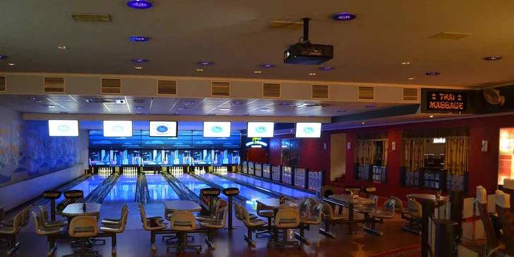 Kuželky, třeste se: hodina bowlingu v čase 11:00–18:00 až pro 6 hráčů